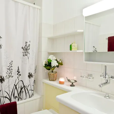 公寓 Junior Suite-12 By Interhome