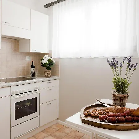 Appartement Junior Suite-12 By Interhome Ascona